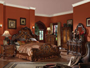 Dresden III (Cherry) Cherry oak queen bed in royal style