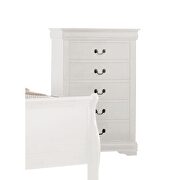Louis Philippe (White) Casual style white chest