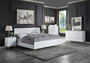 White high gloss finish wave pattern design queen bed