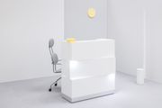 Contemporary vertical reception desk in white main photo