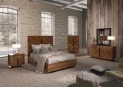 Elegant lacquer modern bedroom set main photo