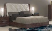 Stylish beige tufted headboard modern bed in king size main photo
