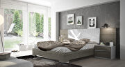 Quality gray / white special order bed main photo