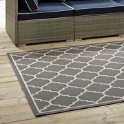 Avena (Gray) 5x8 Moroccan quatrefoil trellis 5x8 area rug