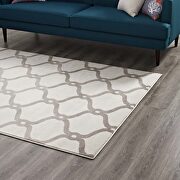 Chain link transitional trellis area rug in beige and ivory main photo