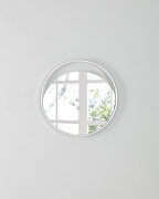 Small round  mirror in matte white main photo